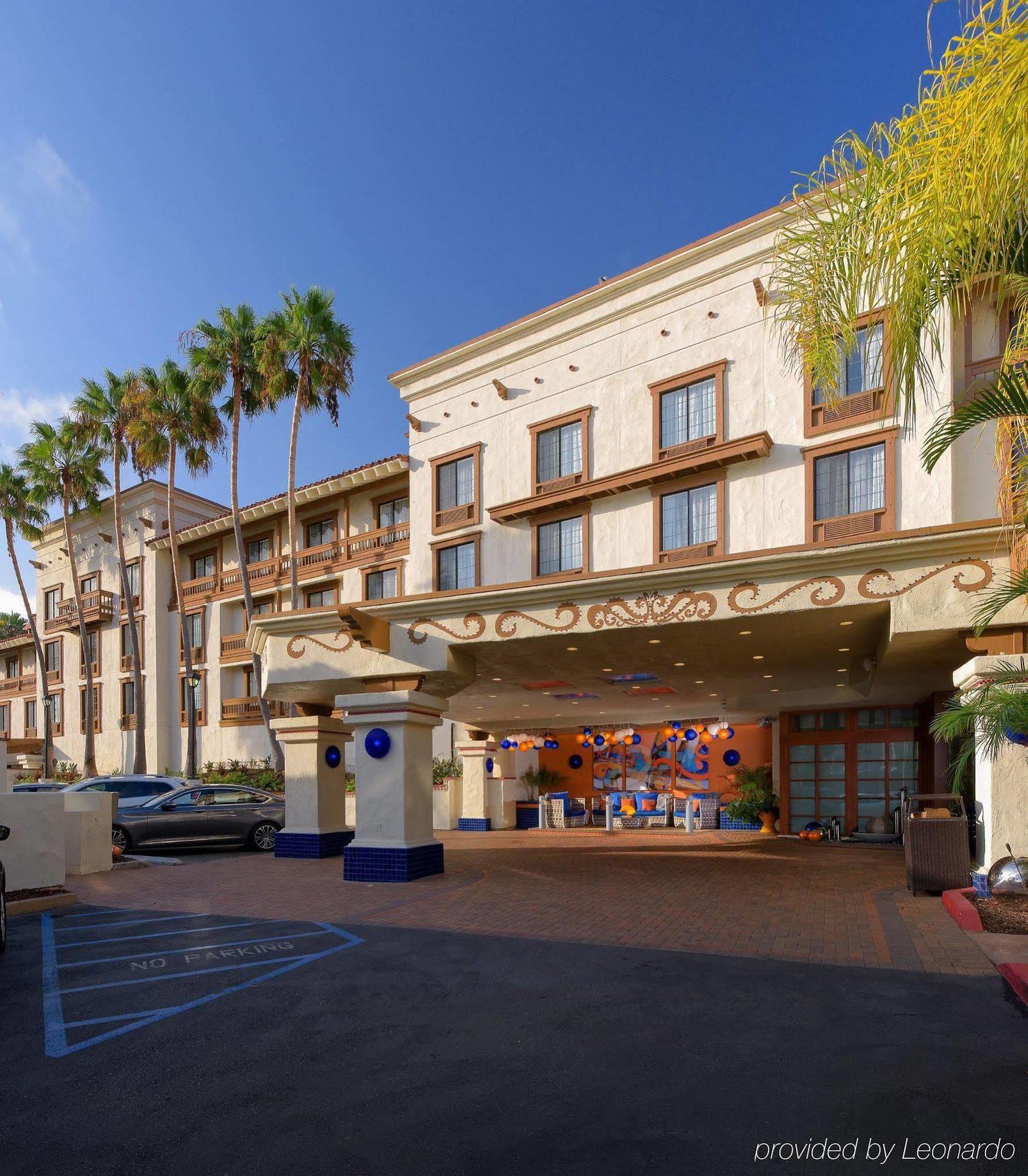 Courtyard San Diego Old Town Hotel Exterior photo