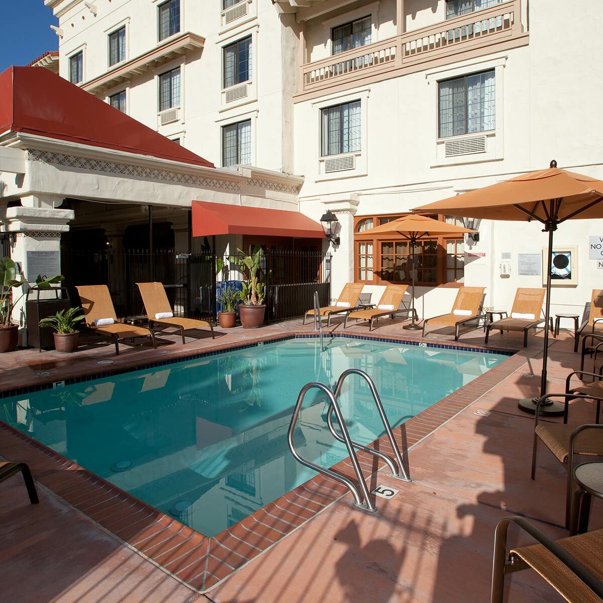 Courtyard San Diego Old Town Hotel Exterior photo